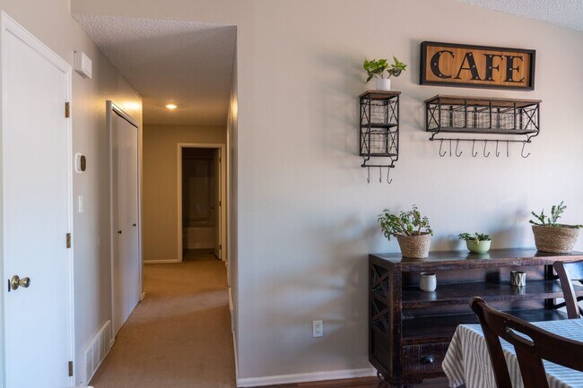 Building Photo - Fully Furnished 4 Bedroom Home Near Quail Lake!!!! MUST SEE!