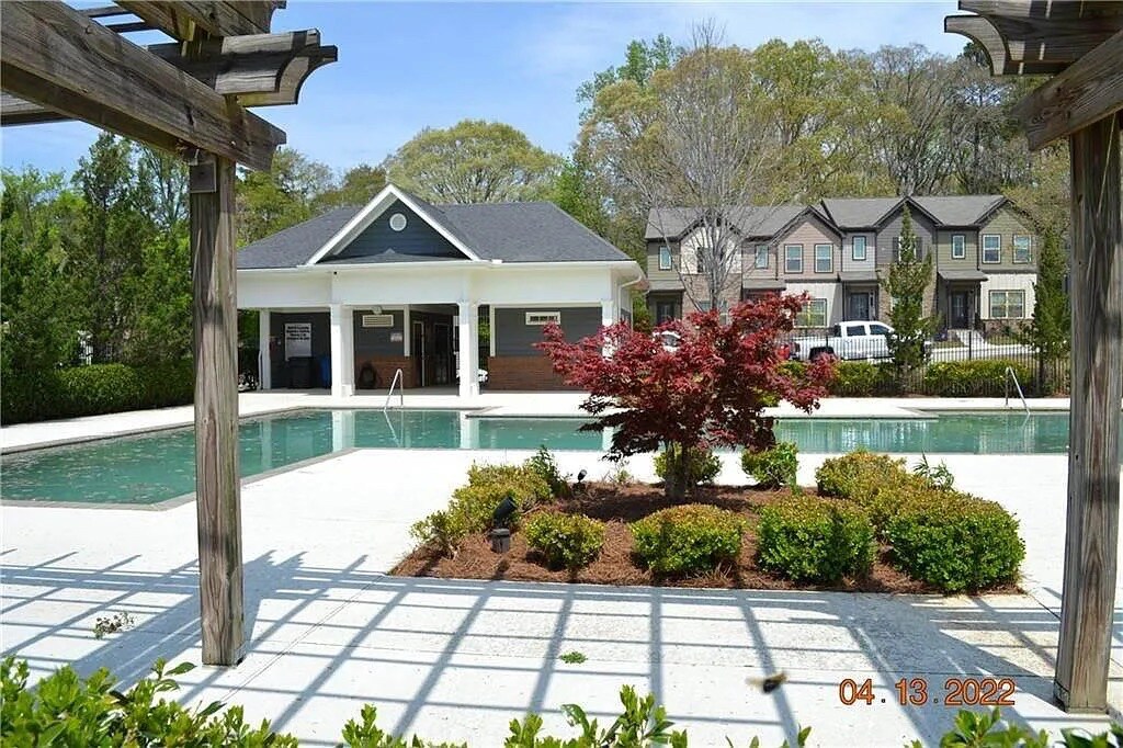 Building Photo - Room in Townhome on Bayrose Cir