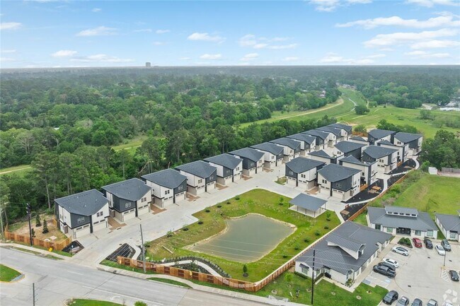 Building Photo - 13810 Bee Flower Ln