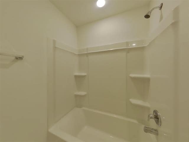 Building Photo - 1616 Parlier St