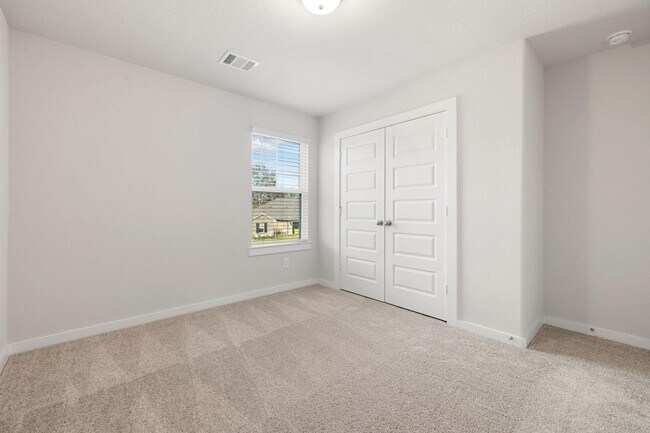 Building Photo - 12907 Royal Ann Wy