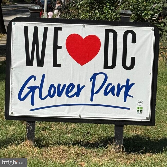 Building Photo - 2134 Wisconsin Ave NW