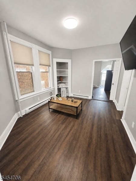 Building Photo - 308 7th Ave W