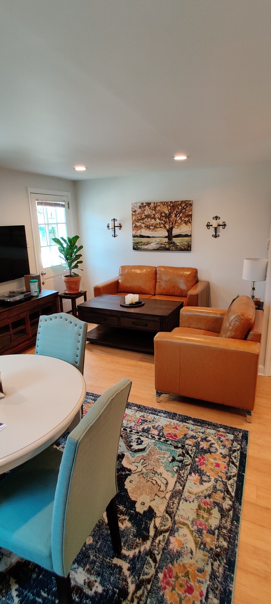 Building Photo - 278 Valley View Road