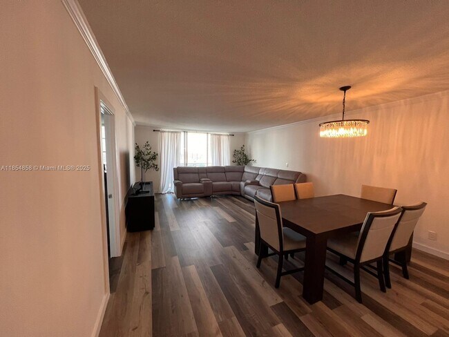 Building Photo - 3800 S Ocean Dr