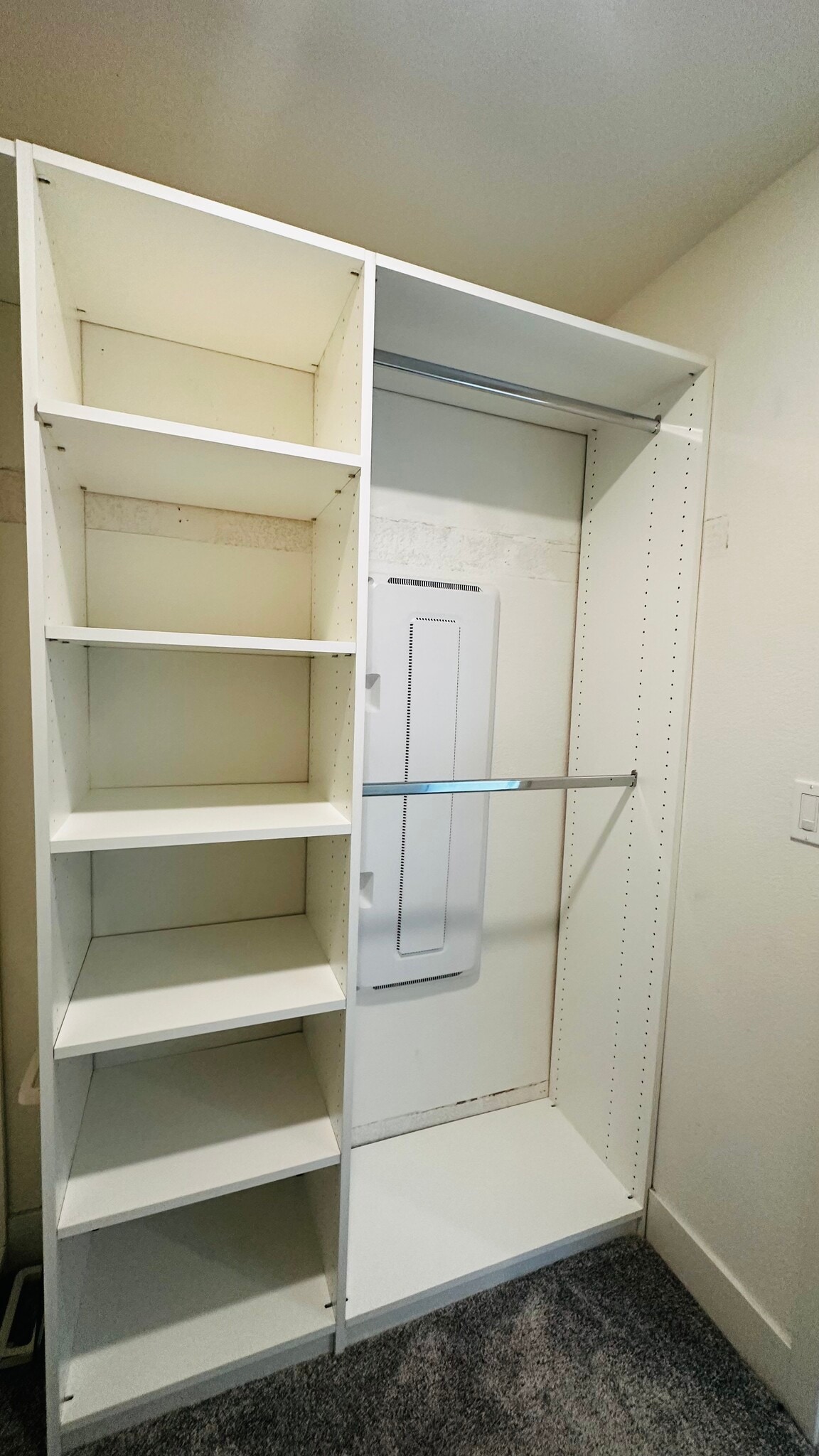 Building Photo - 5933 Sunstone Dr