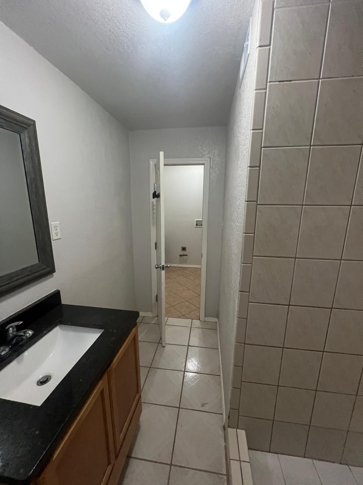 Building Photo - 14740 Anita Way