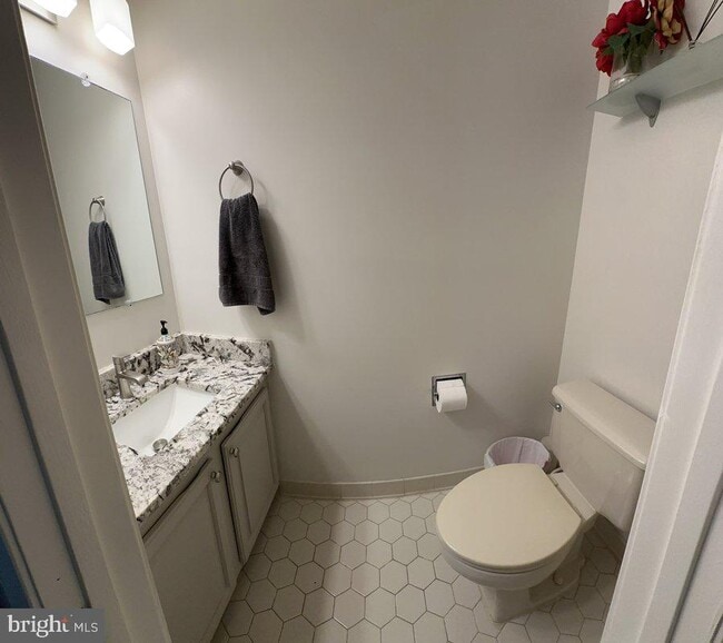 Building Photo - 8102 Clifforest Dr