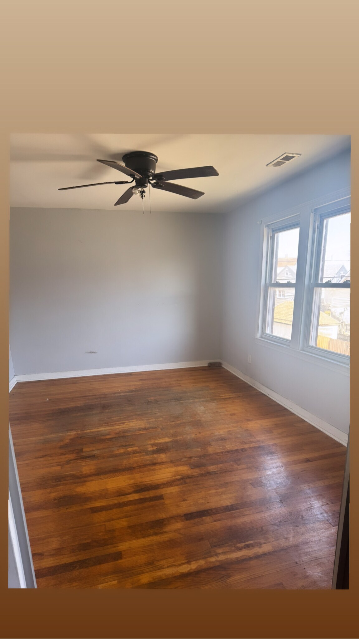 Building Photo - 1214 W 150th St