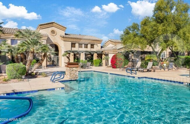 Building Photo - 16013 S Desert Foothills Pkwy