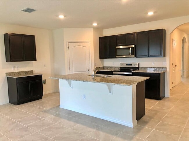 Building Photo - 1980 Chickasaw Blvd