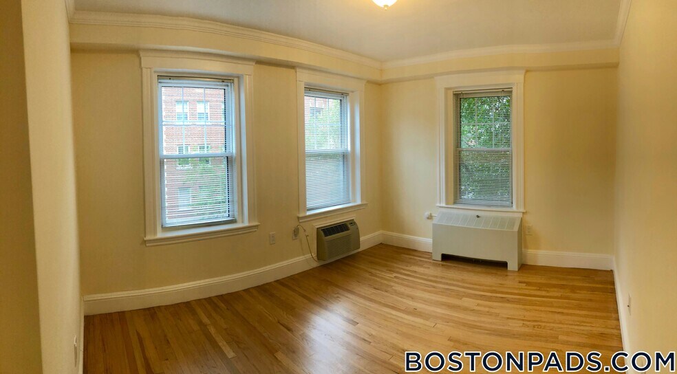 Building Photo - 26 Chauncy St