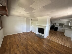 Building Photo - 2360 Liberty Rd