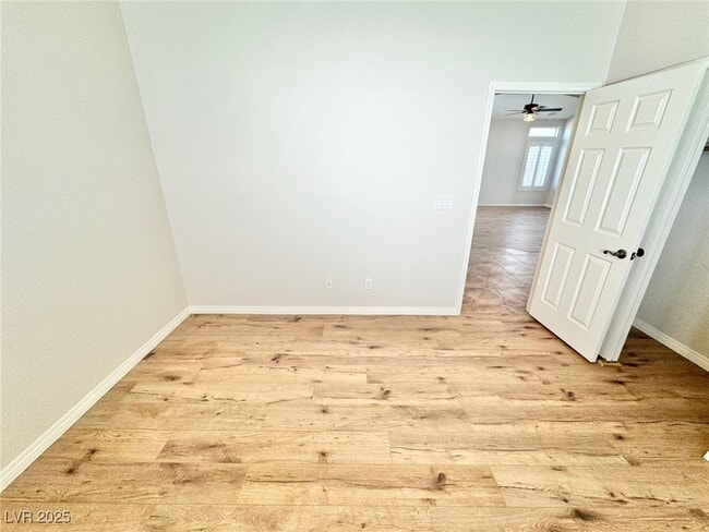 Building Photo - 4421 N Prospect Hill Ct