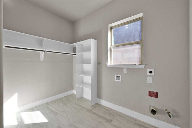 Building Photo - 19419 Canter Field Ct