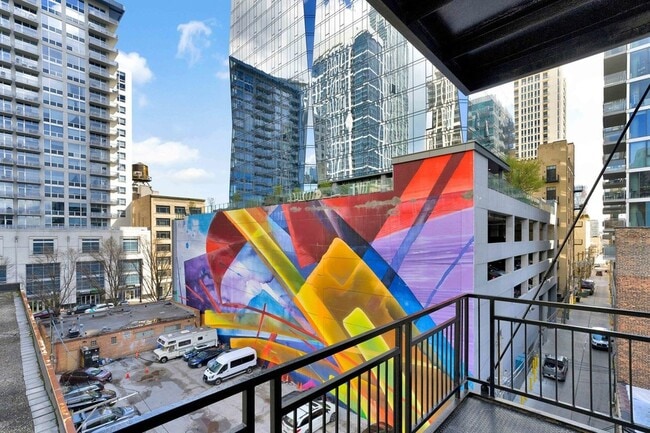 Building Photo - 1307 S Wabash Ave