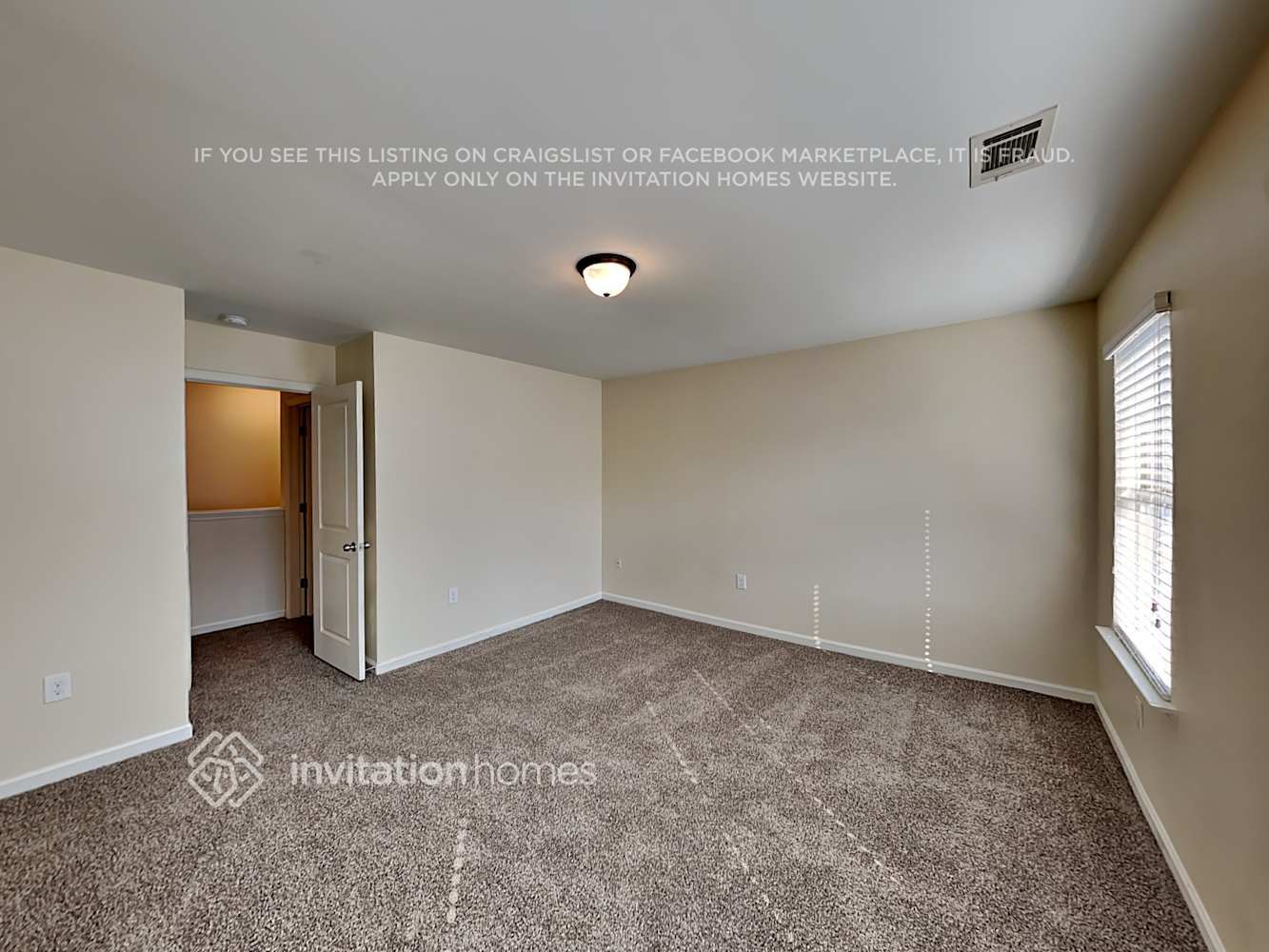Building Photo - 2465 Valley Creek Dr