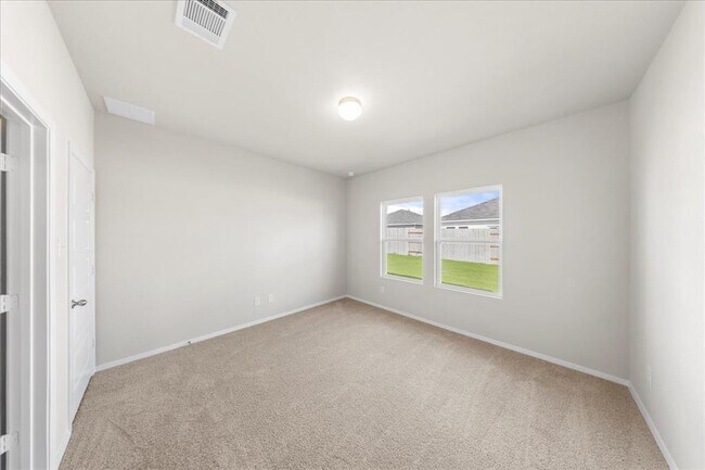 Building Photo - 211 Estallo Wy
