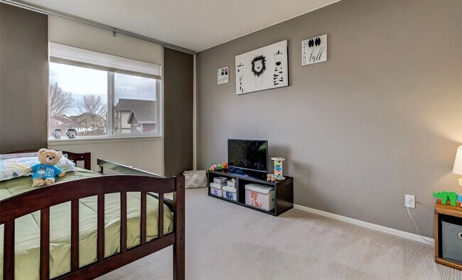 Building Photo - Beautiful Home Near Schriever SFB & Fort C...