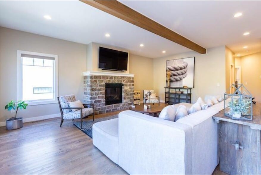 Building Photo - 5200 Lake Mendota Dr