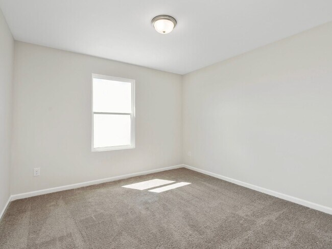 Building Photo - 7136 Cameron Trace Dr