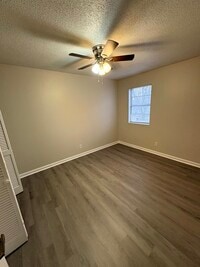 Building Photo - High St and Lelia St