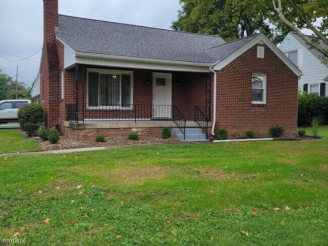 Primary Photo - 3 br, 1 bath House - 5819 California Ave