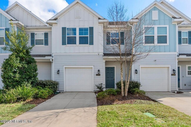Building Photo - 12692 Josslyn Ln