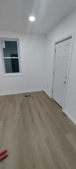 Building Photo - 17147 Hartwell St