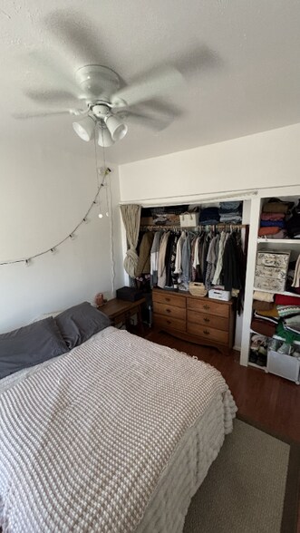 Building Photo - 2557 Grove St