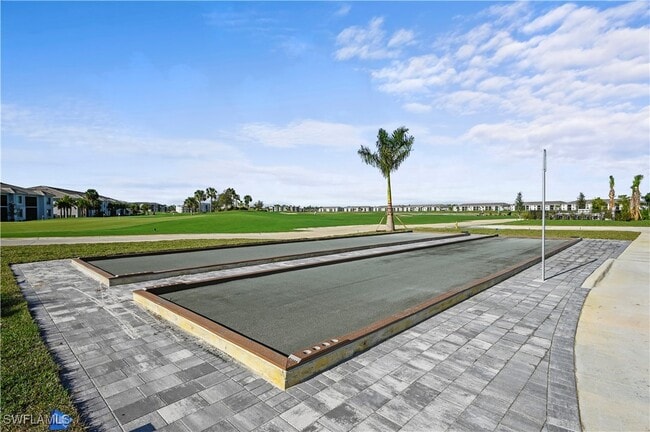 Building Photo - 43030 Greenway Blvd