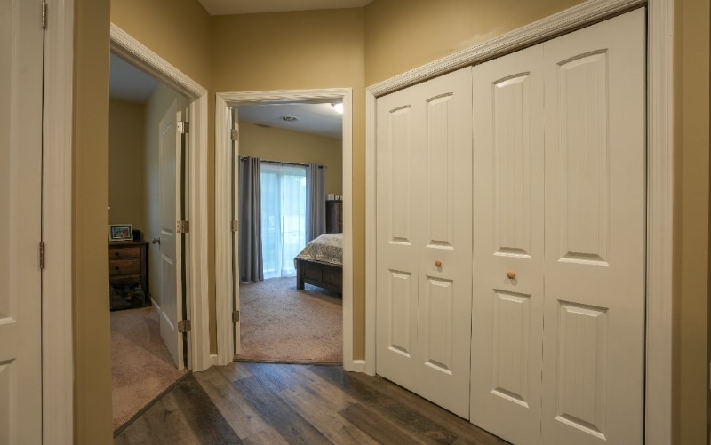 Building Photo - 126 S Beckman Dr