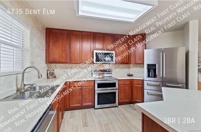 Building Photo - 4735 Bent Elm