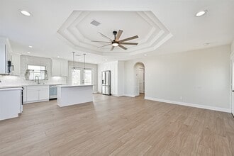 Building Photo - 2118 103rd St