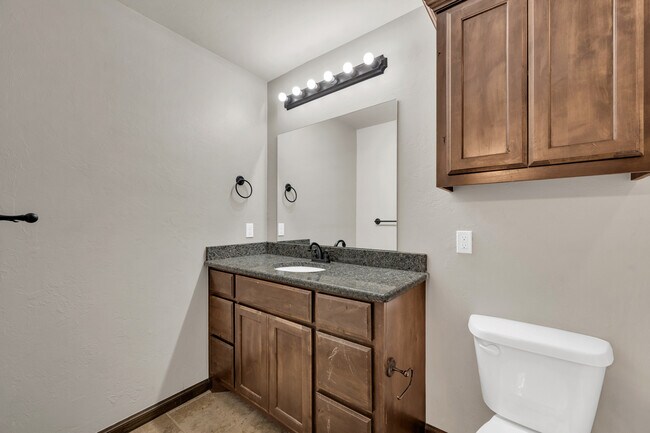 Building Photo - 14 NE 7th St