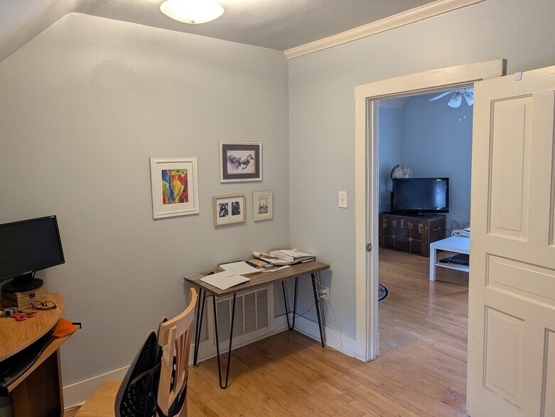 Bedroom 2 or Office - 517 E Burleigh St