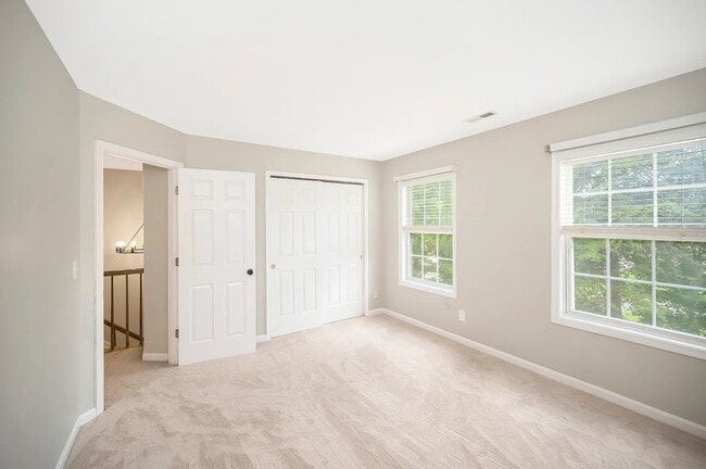 Building Photo - 3101 Titanic Dr