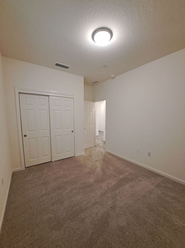 Building Photo - RENT REDUCED TO $2490 - New Fresno Home with Bonus Room & Solar!