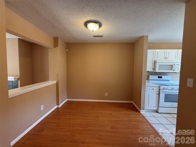 Building Photo - 17428 Tuscany Ln