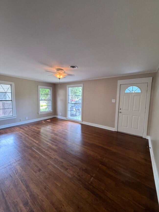 Building Photo - Updated brick home for lease near BAFB | Bossier City, LA 71112 | 3 bedrooms