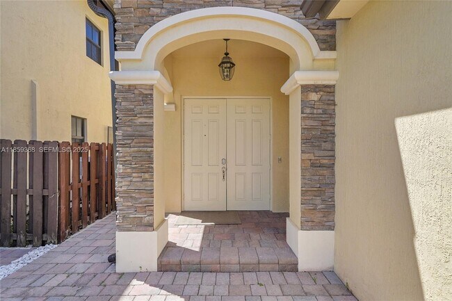 Building Photo - 10072 NW 87th Terrace