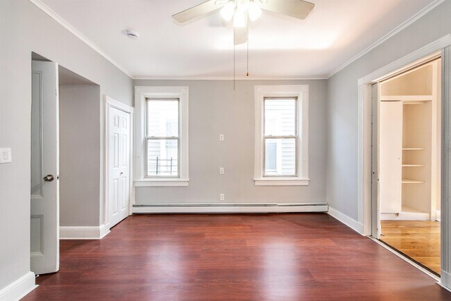 Building Photo - 2903 Central Ave