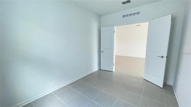 Building Photo - 5652 Lemon Grass St