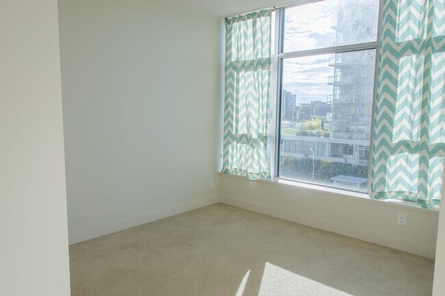 Building Photo - 2bd/2ba Seattle Condo