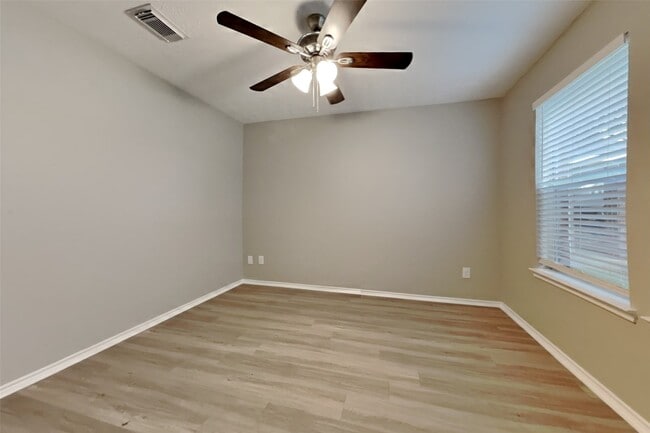 Building Photo - 11315 Harbour Lake Ct