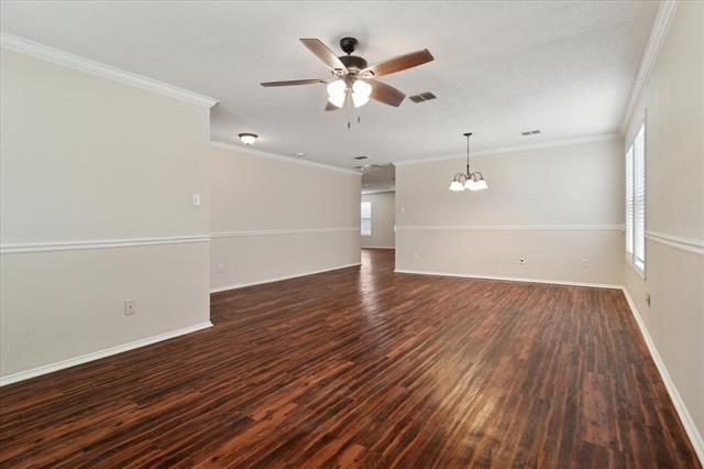 Building Photo - 2309 Maple Dr