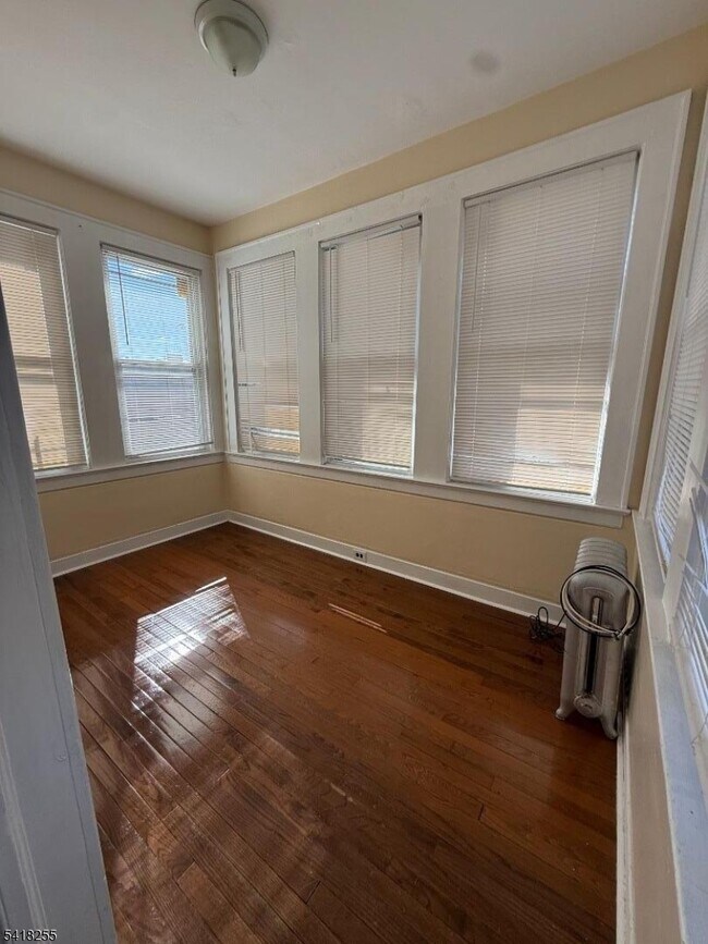 Building Photo - 486 Stuyvesant Ave.