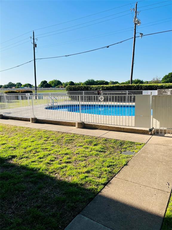 Building Photo - 2200 E Trinity Mls Rd