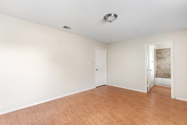 Building Photo - 1018 Glendale St