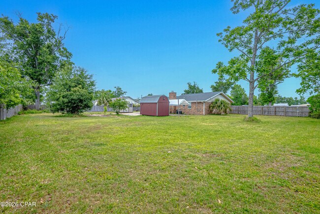 Building Photo - 1112 Colorado Ave